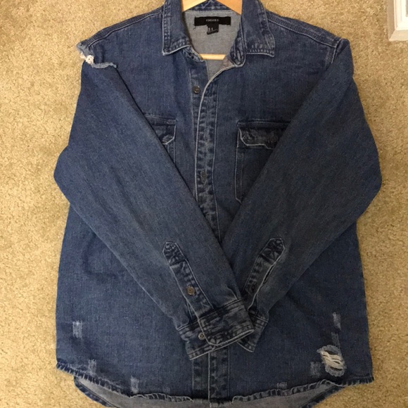 Distressed denim jacket - Picture 7 of 8